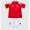 Nottingham Forest Heimtrikot 2024-25 Kurzarm (+ kurze hosen)